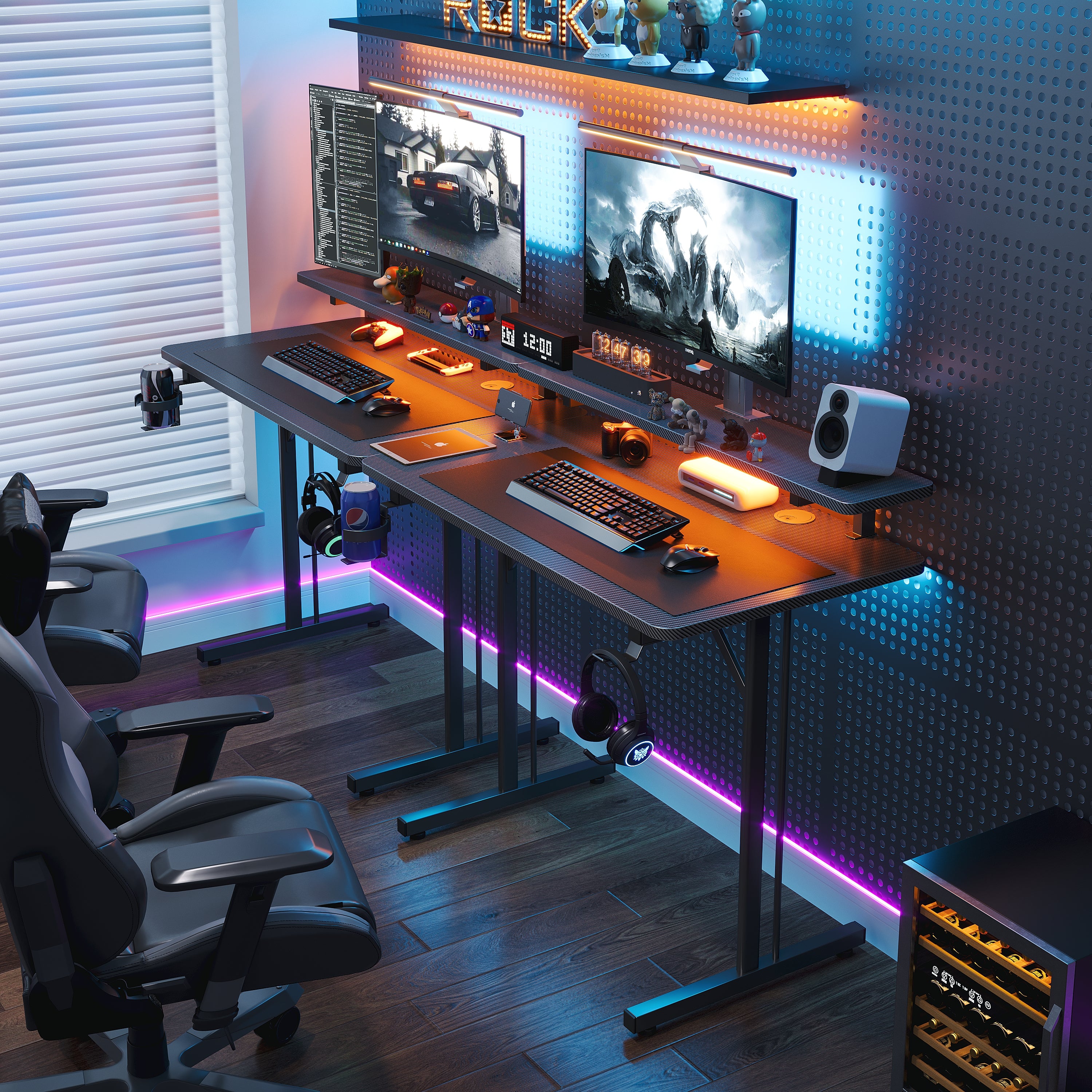 T-Shaped Gaming Table with Shelf