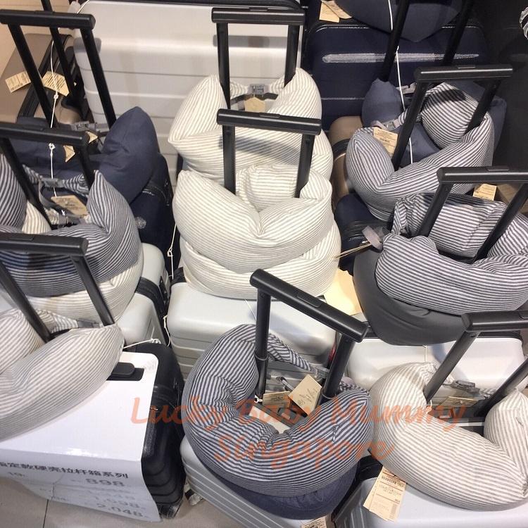 U - Shaped Memory Form Napping Pillow