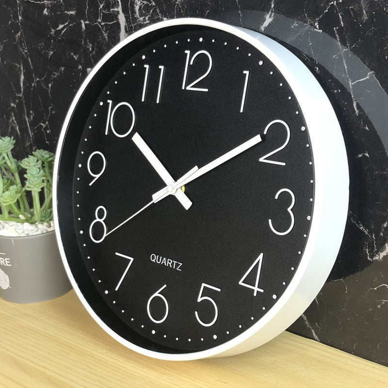 Nate Simple Elegant Wall Clock