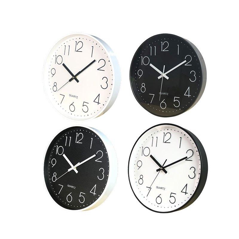 Nate Simple Elegant Wall Clock