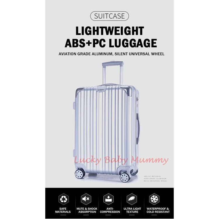 Premium Lightweight Luggage with Reinforced Corners