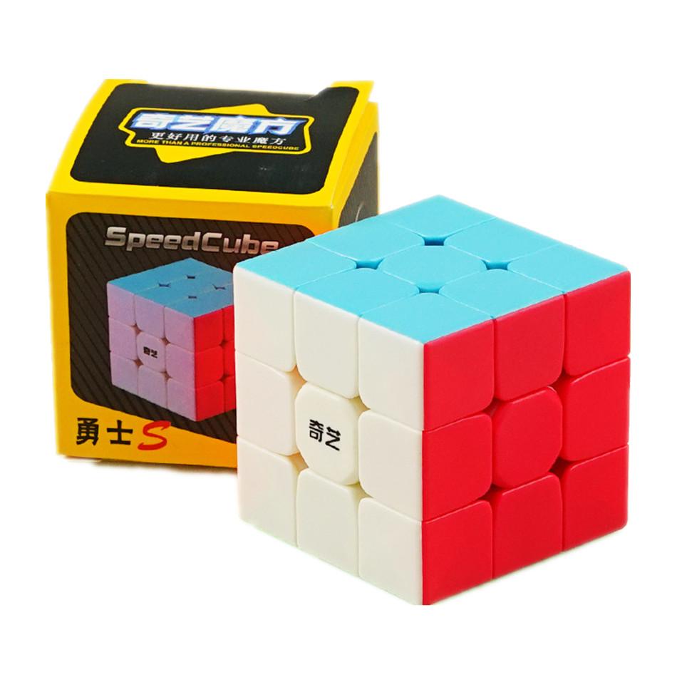 QiYi Rubiks Cube 2x2/3x3/4x4 Ultra Smooth Black/White/Rainbow Rubiks Cube/Super Smooth Fast Speed